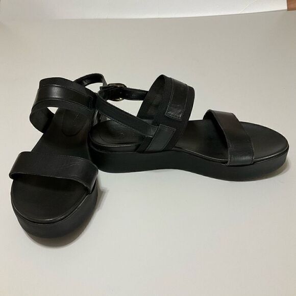 Black Platform Strap Sandals, Size 38/7.5.
Fisherman Sandals - Picture 1 of 12